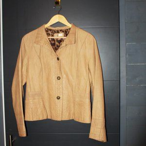 Sale: Wilsons Leather Tan with Animal Print Lining Decorative Cutouts Size XL